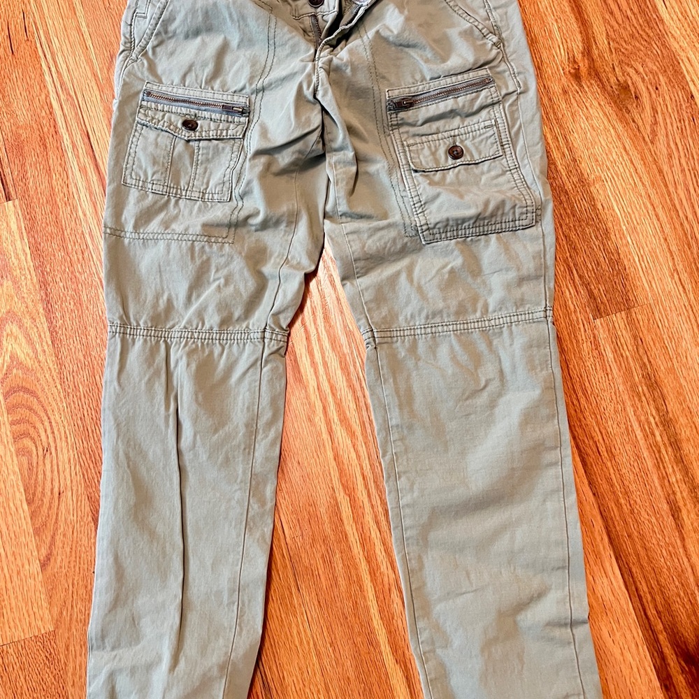 Green Cargo Pants with Relaxed Fit and Straight-Cut Legs